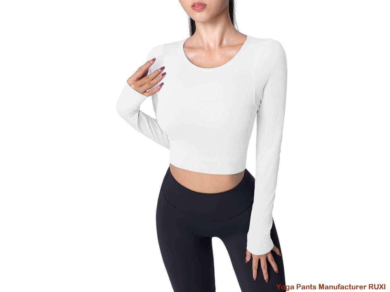 شورت رياضي نسائي مع بطانة RUXI