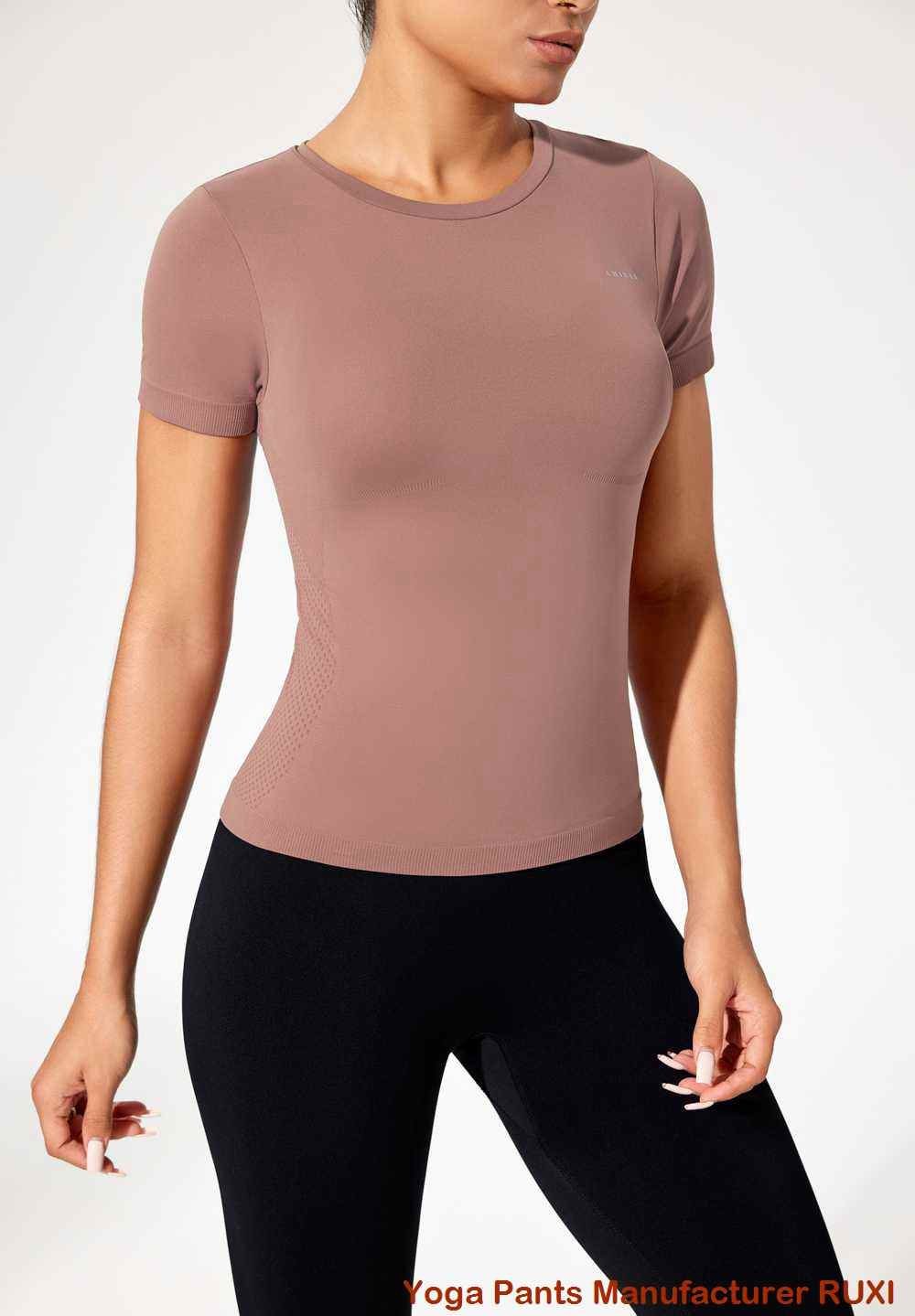 تنورة رياضية مع شورت RUXI st2118