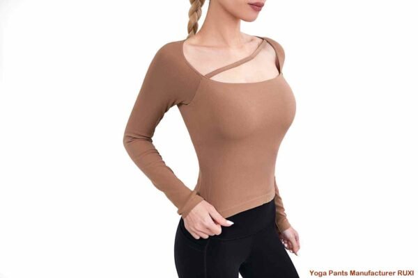 بنطال ضيق بخصر مرتفع RUXI st860