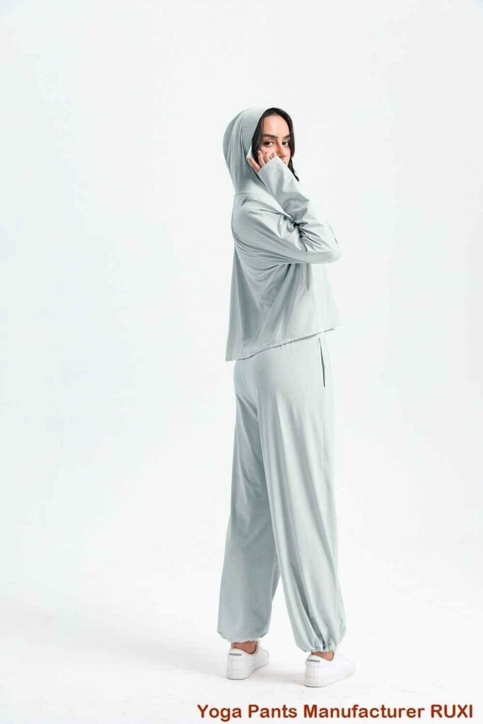 شورت رياضي مقاس 4 بوصات RUXI