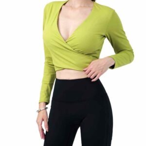 شورت رياضي رجالي مع جيب للهاتف