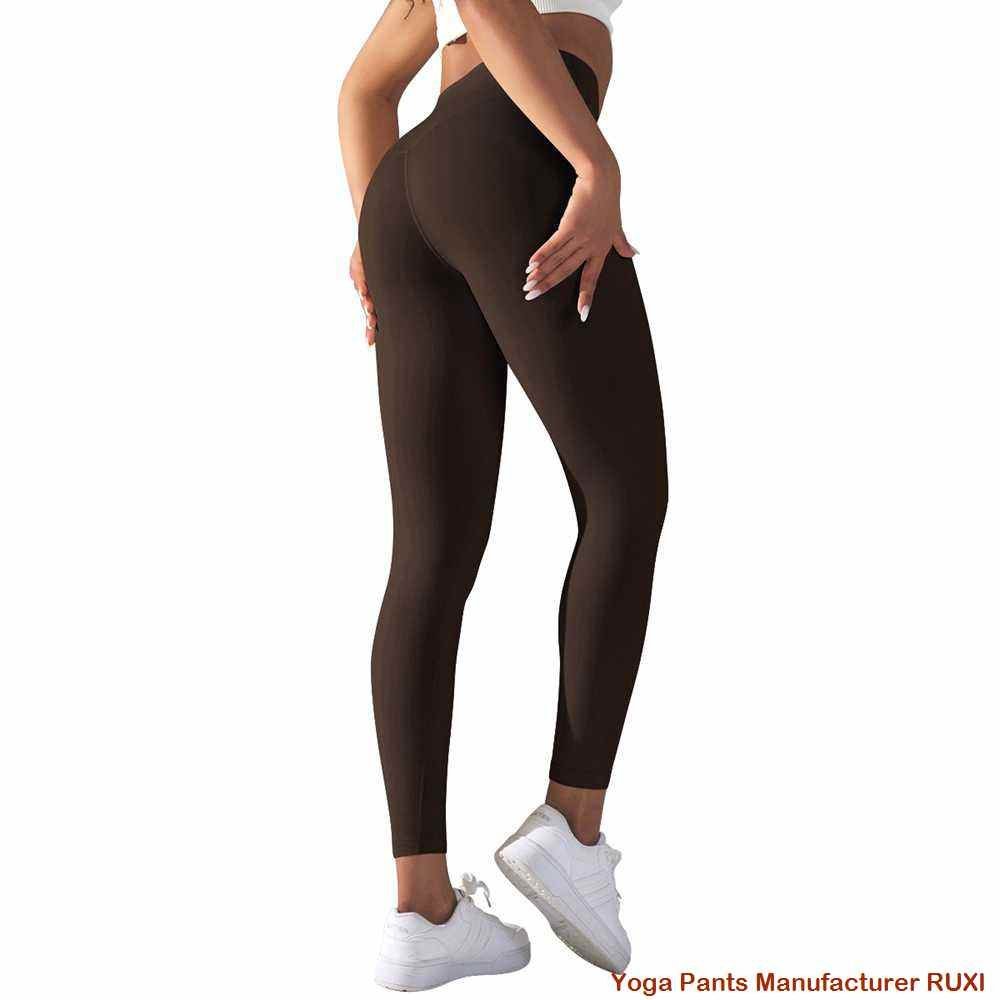 شورت يوغا مقاس كبير مع جيوب RUXI