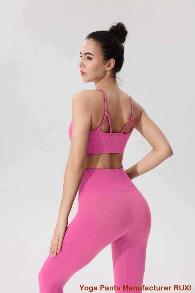 شورت يوغا قطني مع جيوب RUXI